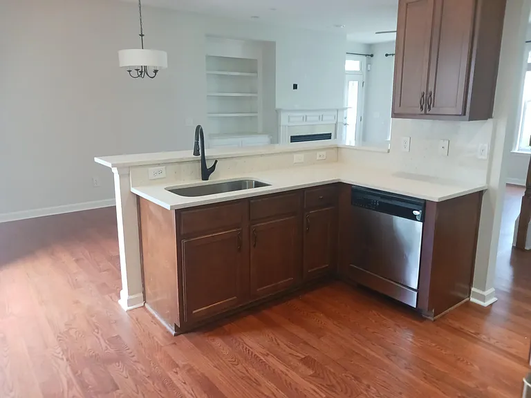 3040 Treadwell St — Photo 12