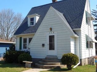 115 Frederick Ave, Fort Atkinson, WI 53538