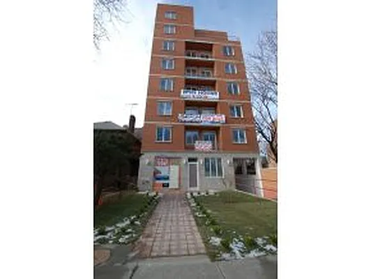 Sold by Maximillion Realty, Inc. | media 1