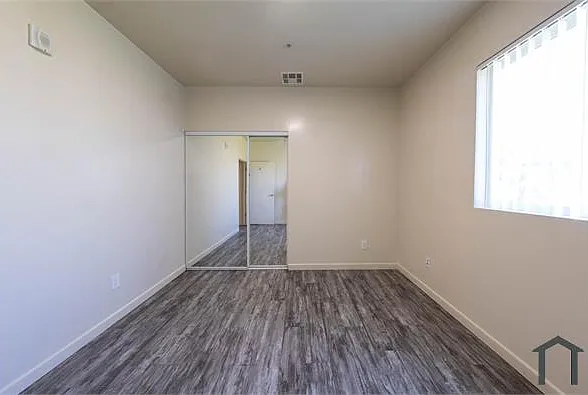 130 S Soto St — Photo 26