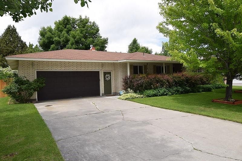 1st image of 1377 Corinne Ave
