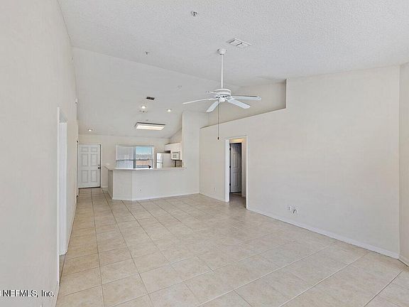 3rd image of 1412 1ST Street N #306