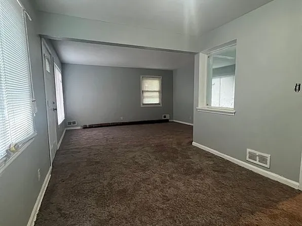 7808 Rutland St, Detroit, MI 48228