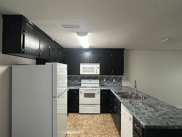 408 Sandy Oak Dr — Photo 11