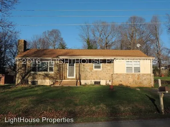 442 Homewood Dr, Lynchburg, VA 24502