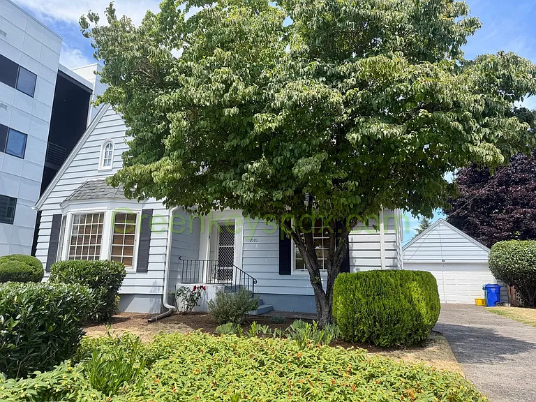 2101 N Rosa Parks Way — Photo 4
