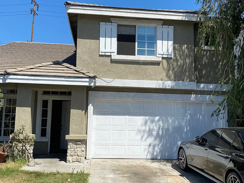 6112 Santa Fe Ave