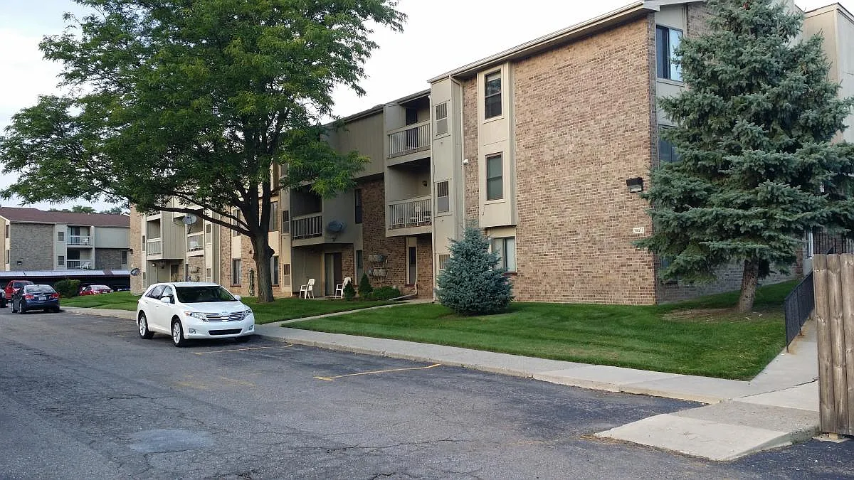 1 bed, 825 sqft, $1,150 — Photo 1