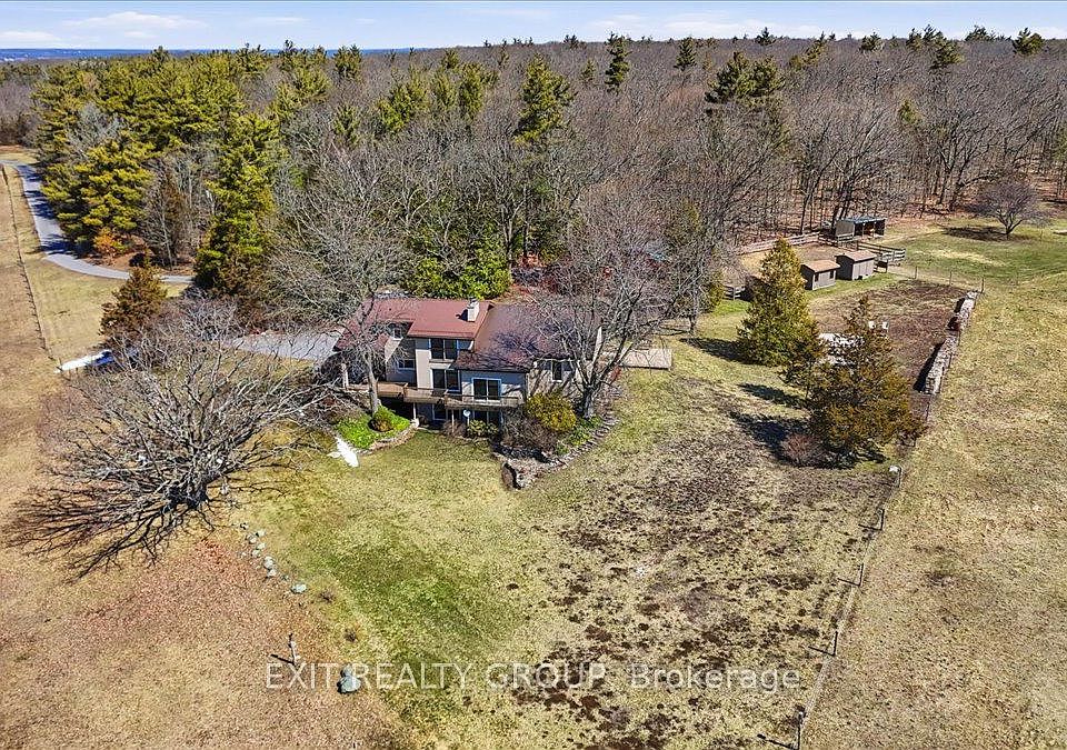 1st image of 401 Hearns Rd