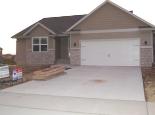 1836 Clover Ridge Dr, Ankeny, IA 50021