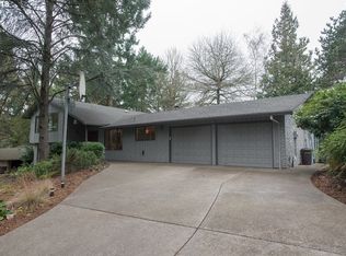 14145 Redwood Ct, Lake Oswego, OR 97034