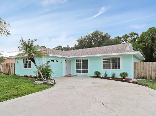 2558 SW Chestnut Ln, Port Saint Lucie, FL 34953