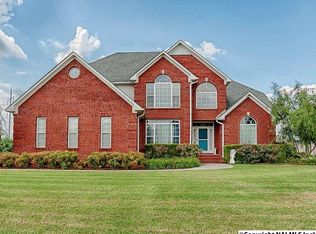 17745 Sweetbriar Dr, Athens, AL 35613