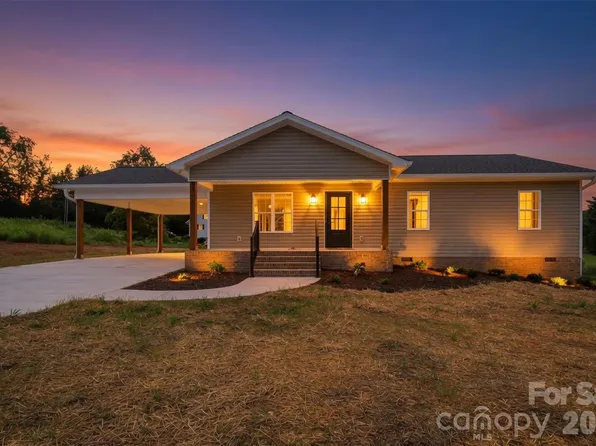 155 Haven Cir, Stony Point, NC 28678