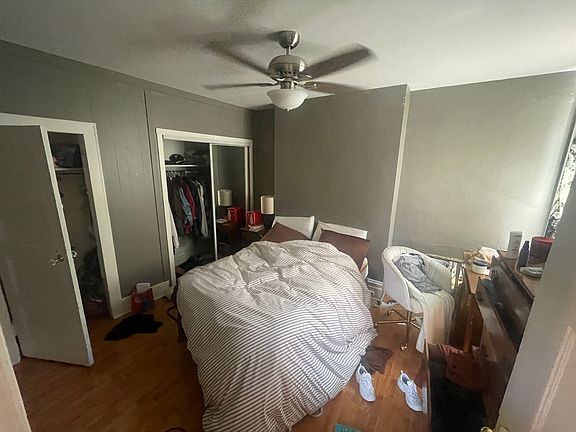 3rd image of 912 Ivy St #1