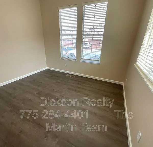 2847 Falcon Ridge Dr — Photo 27