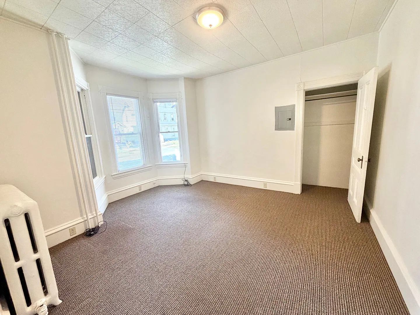 36 Clarke st — Photo 2