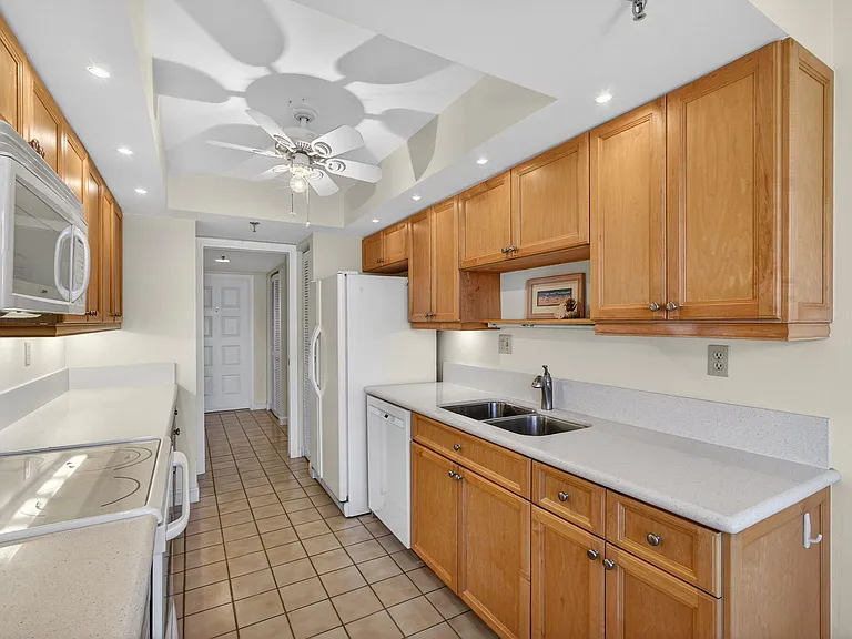 1300 S Highway A1a Hwy #119 — Photo 21