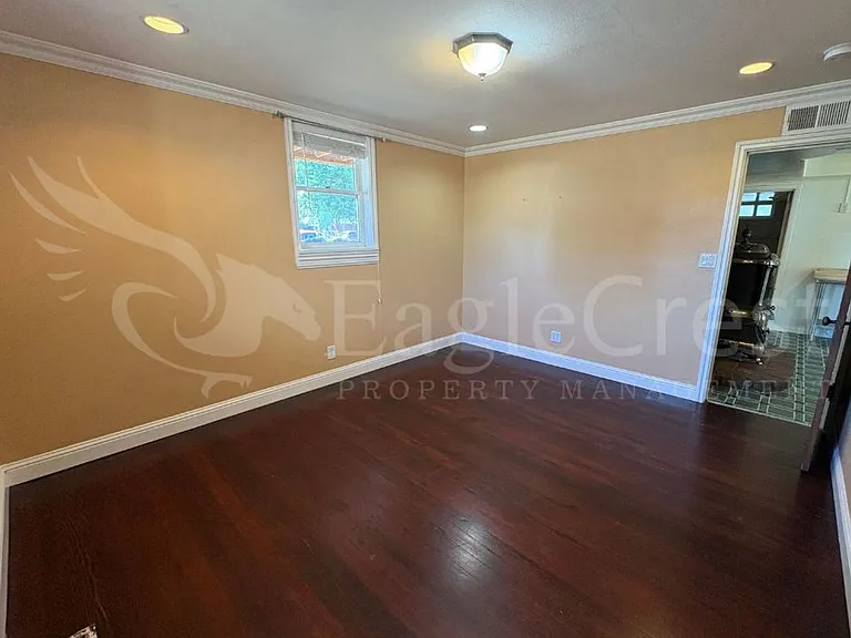 603 E Cherry St — Photo 23