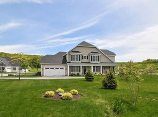 9 Black Bird Bay, Cold Spring, NY 10516