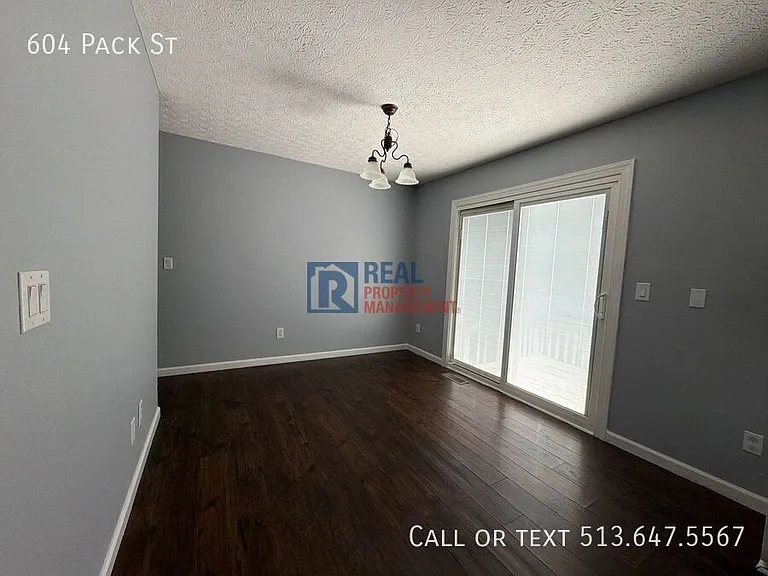 604 Pack St — Photo 6
