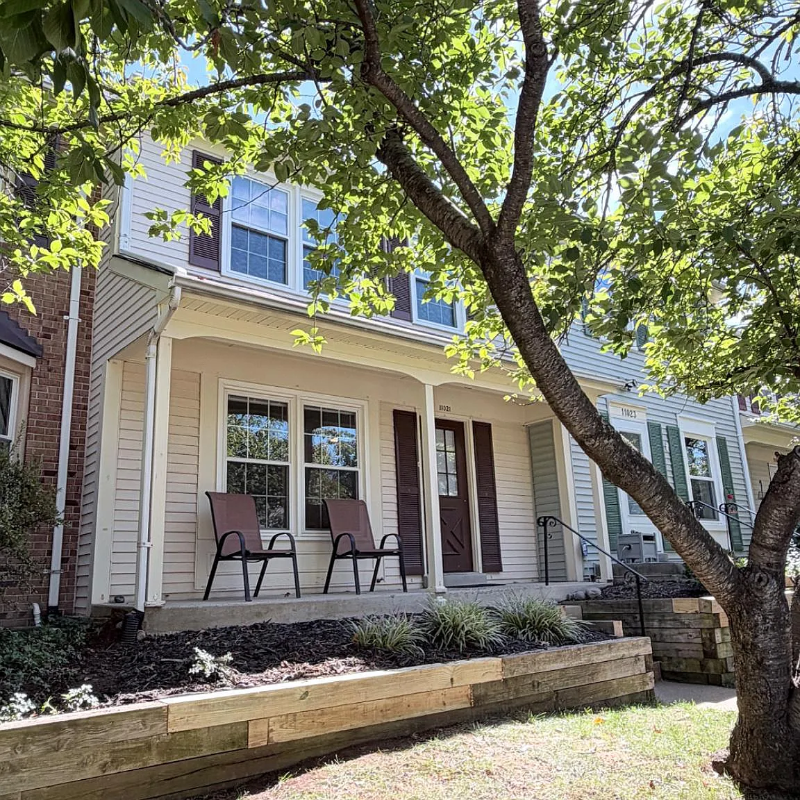 3 bed, 2.5 bath, 1280 sqft, $2,600 — Photo 1