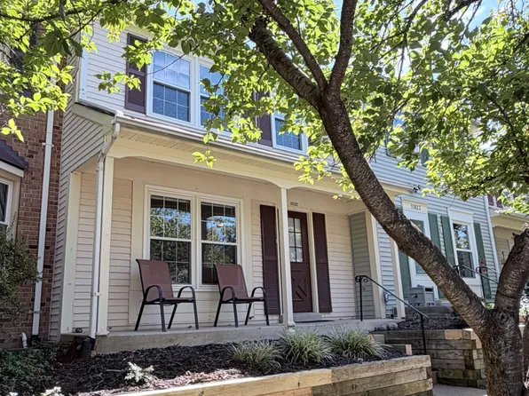 11021 Tower Pl, Manassas, VA 20109