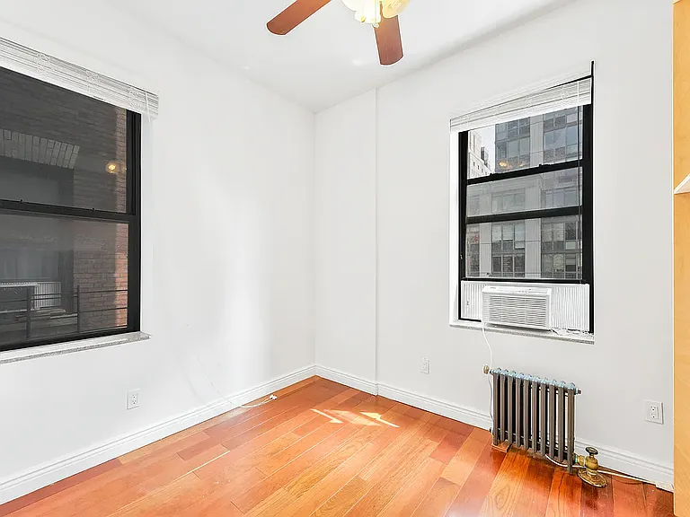 1219 1st Ave #4A — Photo 7