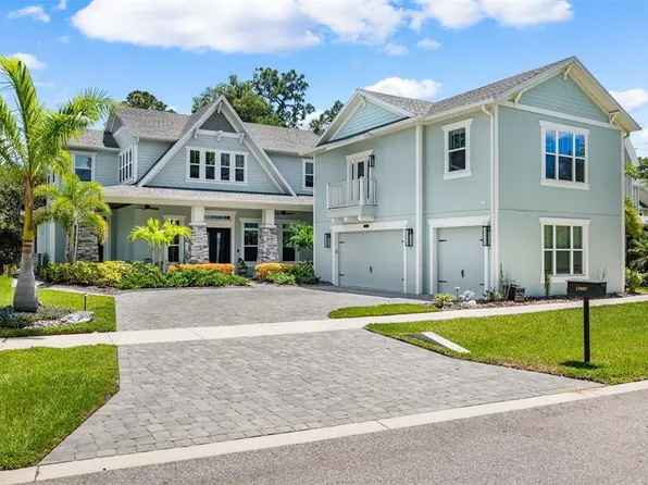 13807 Lake Fishhawk Dr, Lithia, FL 33547