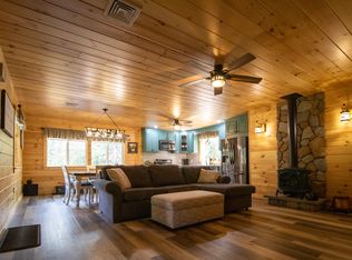 137 Maplewood Dr, Naples, ME 04055