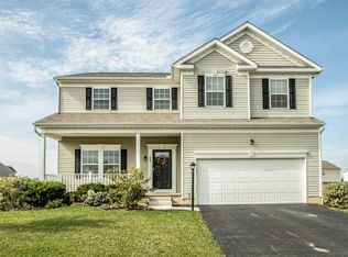 223 Weeping Willow Run Dr, Johnstown, OH 43031