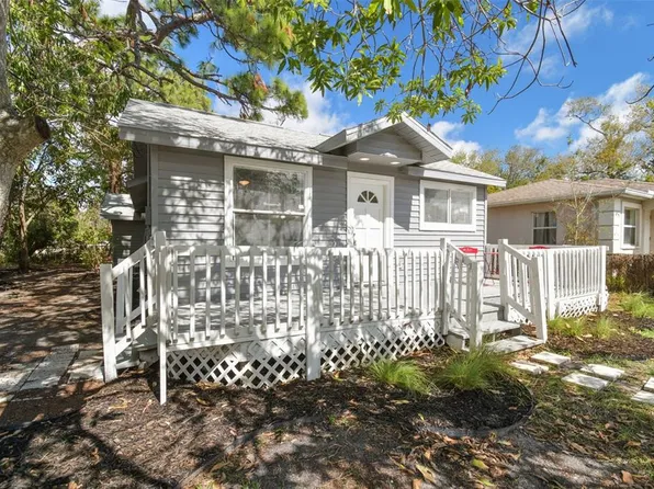 701 37th Avenue Dr E, Bradenton, FL 34208