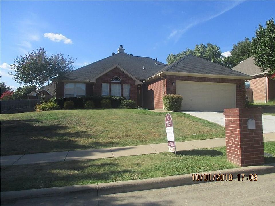 1st image of 2403 Elliott Ave