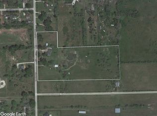 2213 Shanks Rd, Angleton, TX 77515