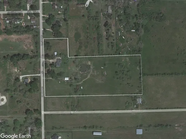 2213 Shanks Rd, Angleton, TX 77515