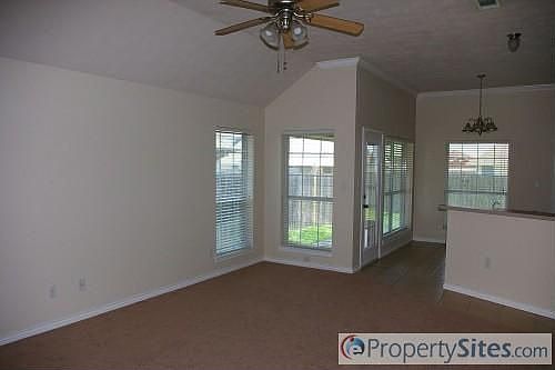 2nd image of 902 Bougainvillea St