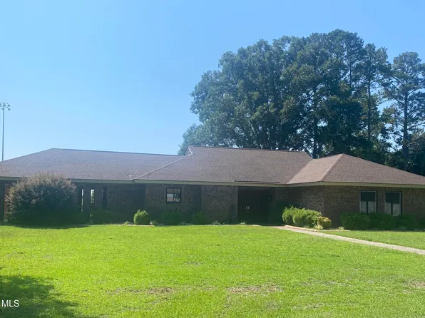 616 E Murphy Street, Wallace, NC 28466