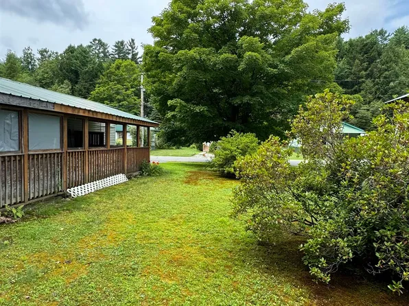 35 Valley Road, Brattleboro, VT 05301