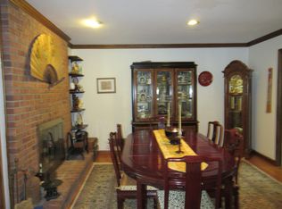 12 Debmar Dr, Red Bank, NJ 07701