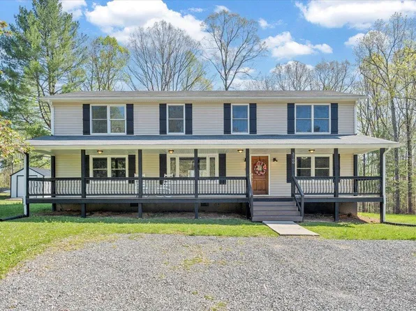 3700 Fork Mountain Rd, Rocky Mount, VA 24151