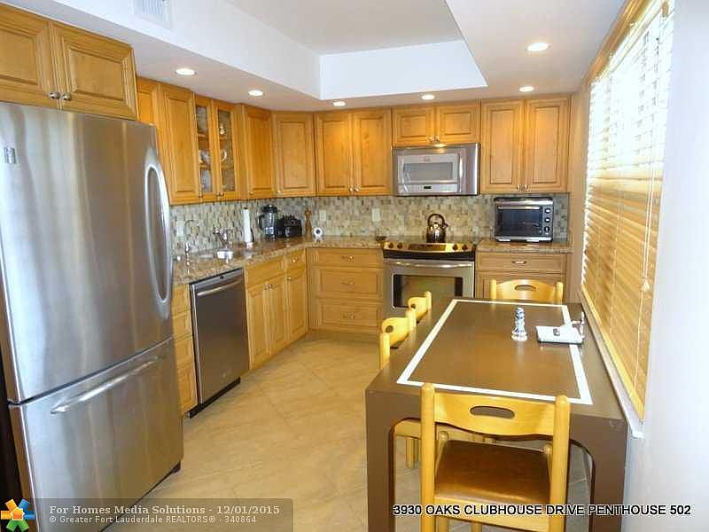 1st image of 3930 Oaks Clubhouse Dr APT 502