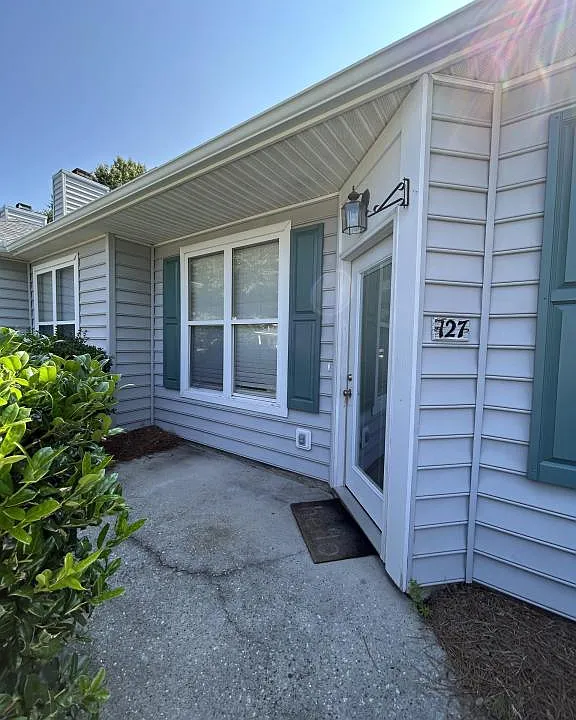 321 S Kerr Ave #127