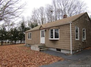 8 Hickory Pl, Rockfall, CT 06481