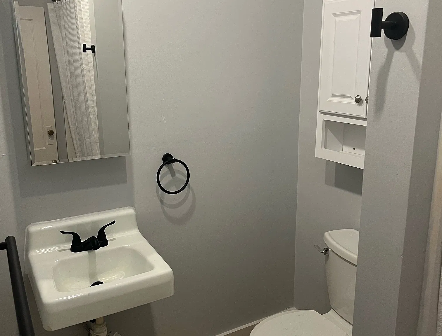 1 bed, 800 sqft, $1,800 — Photo 1