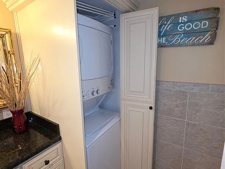 4020 Galt Ocean Dr #1210 — Photo 29