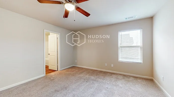 215 Scotland Dr — Photo 11