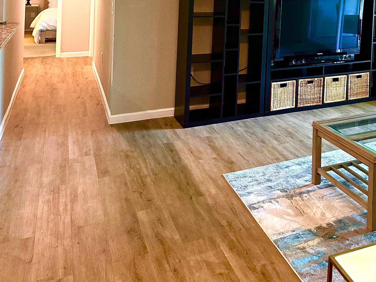 2 bed, 950 sqft, $2,400 — Photo 4