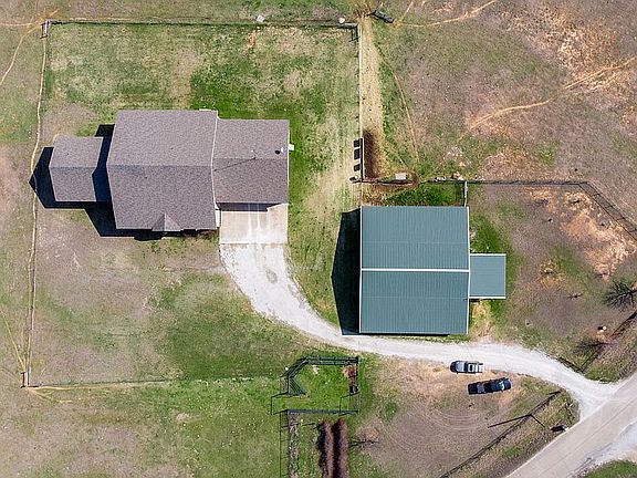 2nd image of 231 Sanchez Creek Dr
