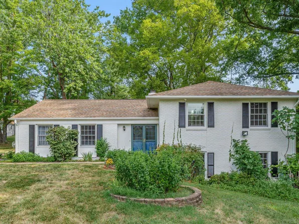 327 Key West Dr, Charlottesville, VA 22911