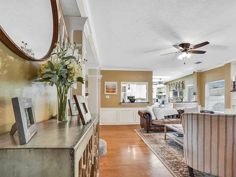 18214 Spruce Creek Dr — Photo 12